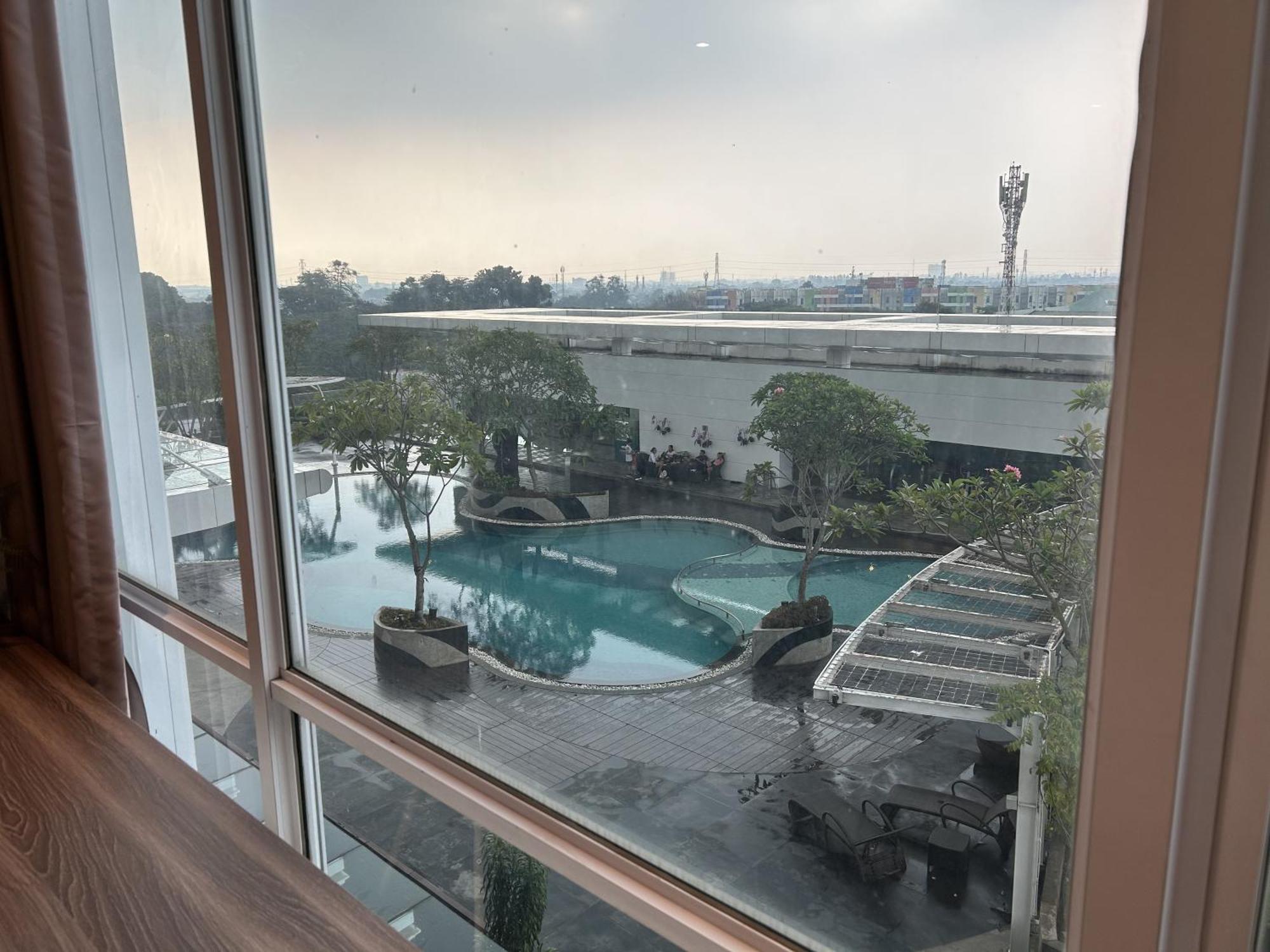 U Residence 2 Studio Apartment Pool View Tangerang Zewnętrze zdjęcie